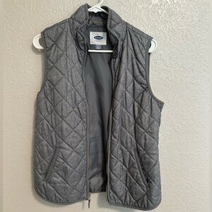 Old Navy Heather Gray Quilted Vest